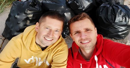 Ta para zrobiła dobry uczynek. Zebrali 900 kg śmieci