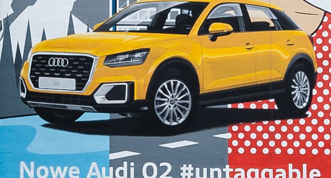 Audi dzięki aplikacji Shazam pozwala poprzez mural zajrzeć do środka samochodu Q2