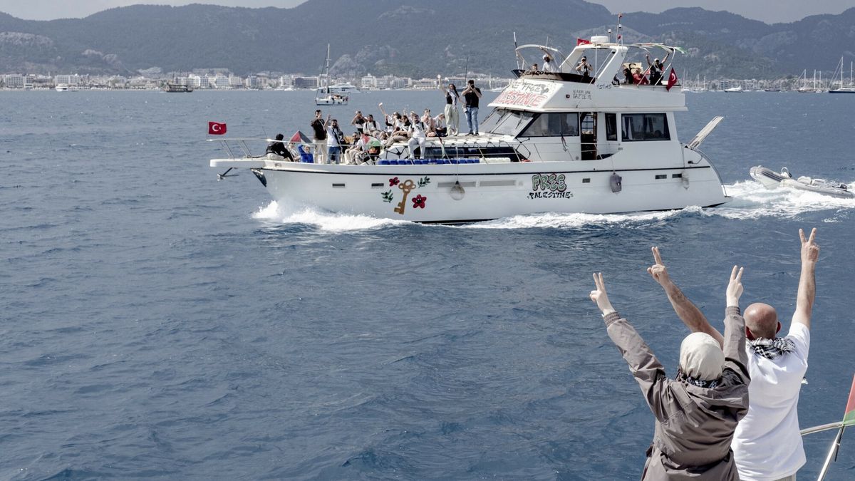 Temporary
People raise V-signs from a boat decorated with Palestinian flags as another vessel displaying solidarity signs sails past near the port in Marmaris, Turkey, on May 14, 2026. The "Global Sumud Flotilla," carrying international activists and journalists, aims to sail across the Mediterranean Sea to Gaza to challenge the ongoing blockade and draw attention to the humanitarian crisis in the Palestinian territory. Photo by Murat Kocabas/Middle East Images/ABACAPRESS.COM
Middle East Images/ABACA