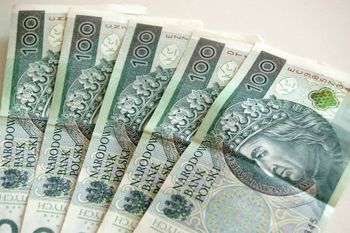 Minimalna krajowa będzie liczona inaczej? Nowy projekt zakłada też surowsze kary