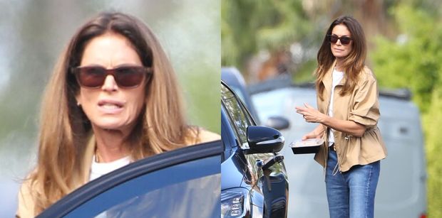 Osłonięta ciemnymi okularami Cindy Crawford próbuje odnaleźć się w codzienności po śmierci syna (FOTO)