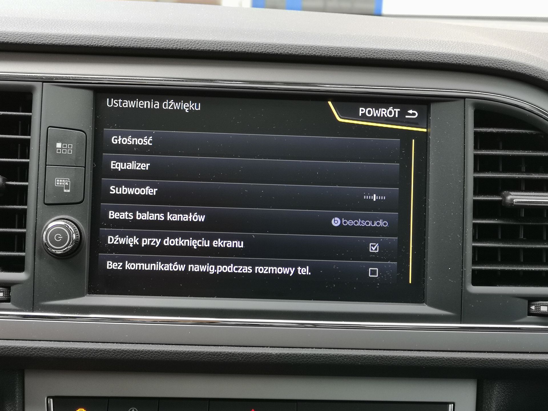 Seat Leon ST Xcellence: Wirtualny kokpit i system BeatsAudio w aucie za rozsądną cenę 11