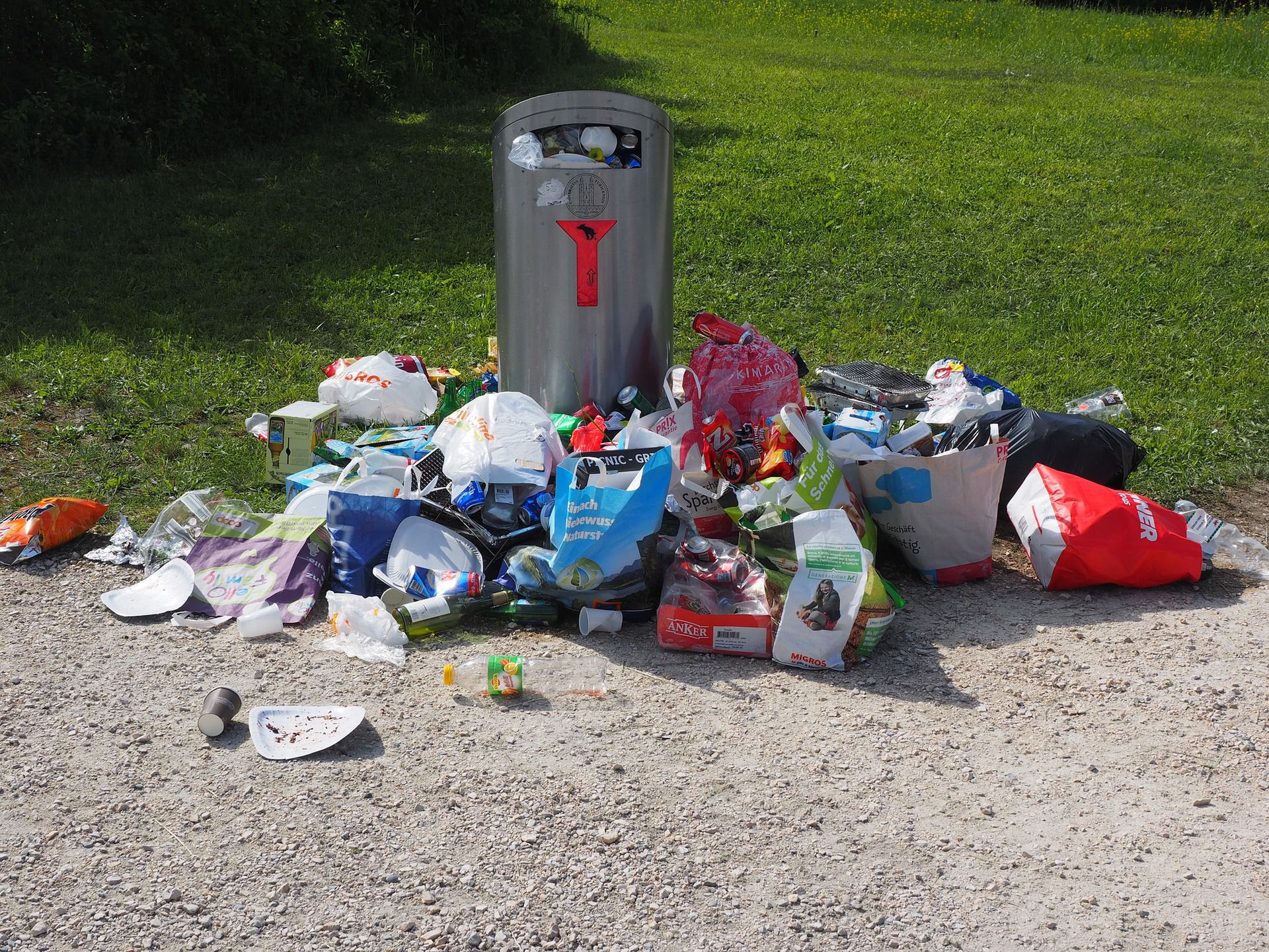 Recykling po amerykańsku, czyli ekościema. Zamiast przerabiać, wysyłali śmieci na inny kontynent 2