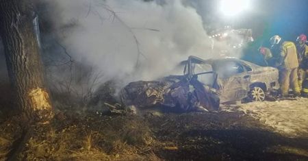 Makabryczne zdarzenie. Kierowca spłonął w aucie