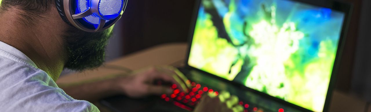 Laptop Gamingowy Roku 2021: Gra w terenie bez kompromisów