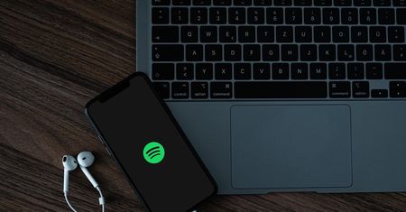 Popularny serwis streamingowy podnosi ceny! Polacy zapłacą nawet 30% więcej
