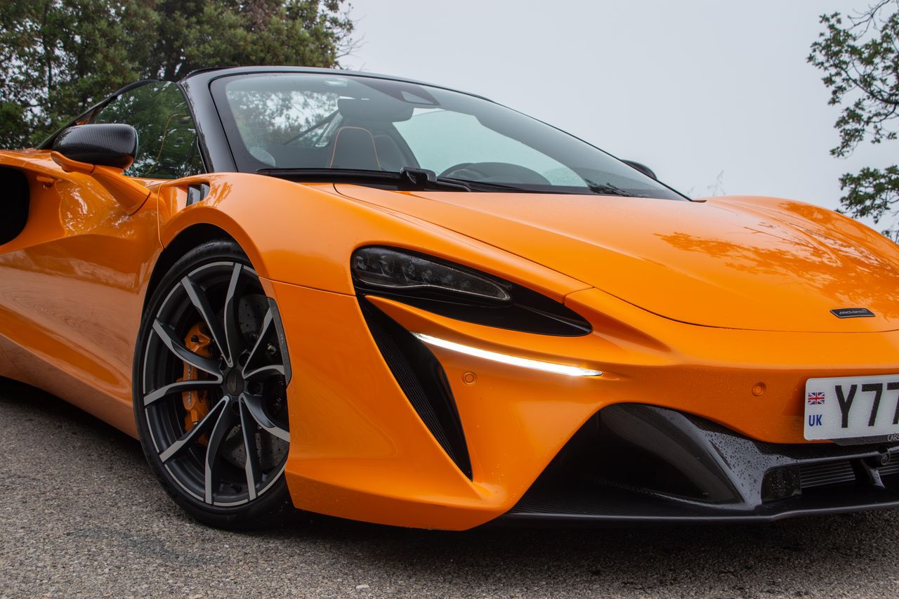 McLaren Artura Spider 2024