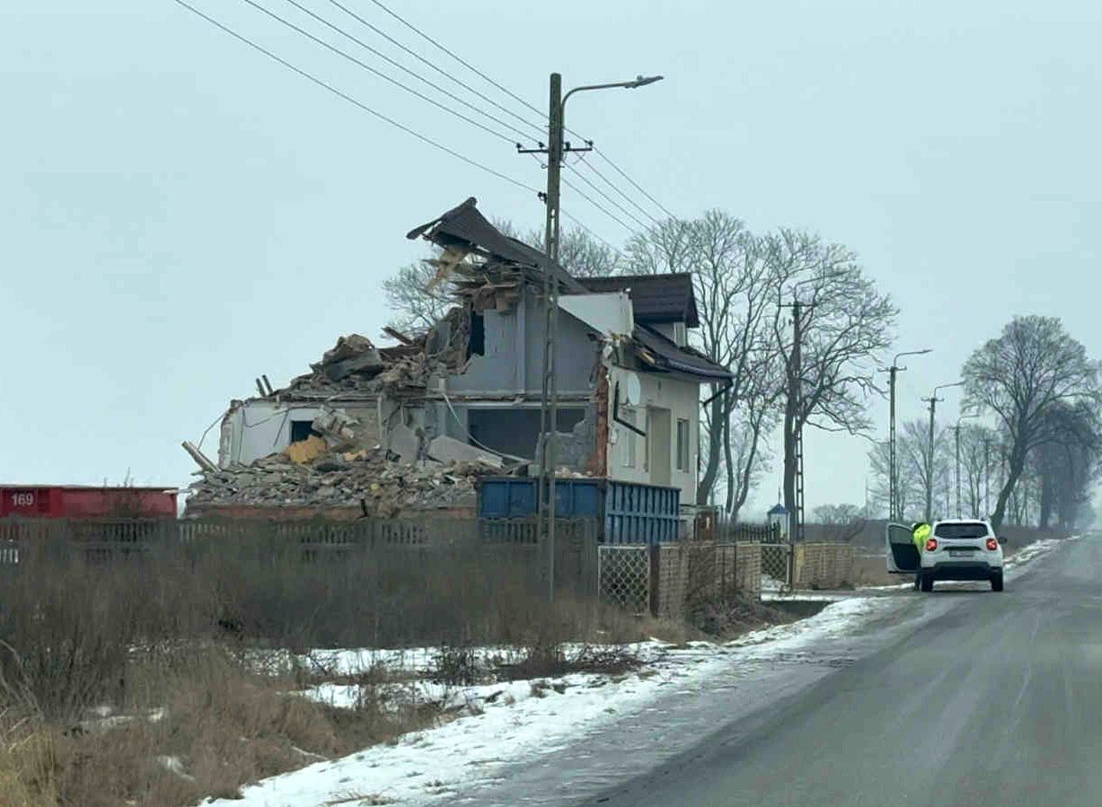 Burzony dom na terenie inwestycji CPK