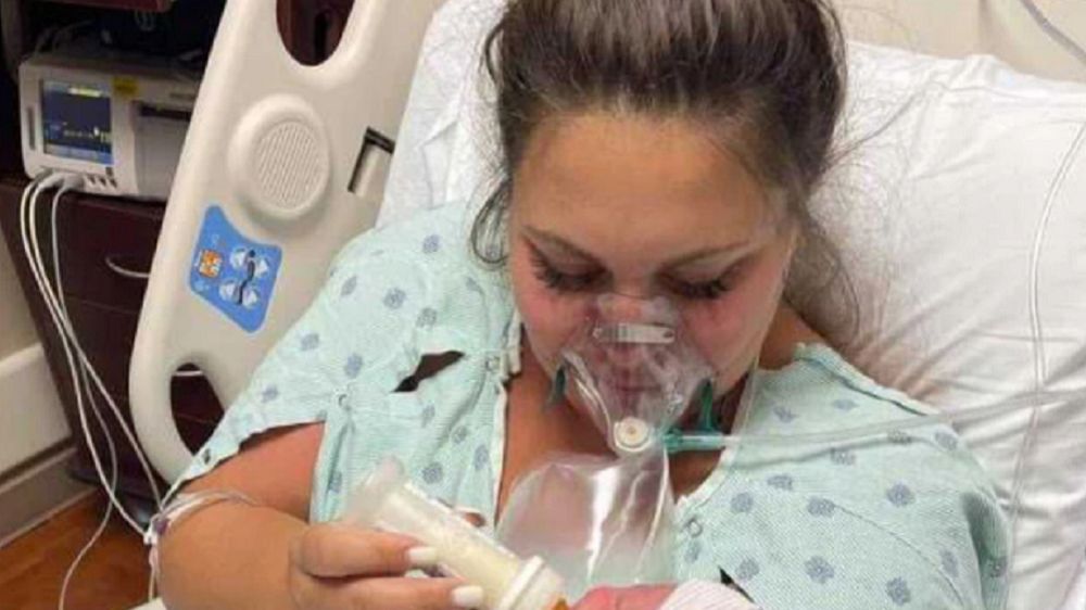 Kobieta zmarła na COVID-19 kilka dni po porodzie