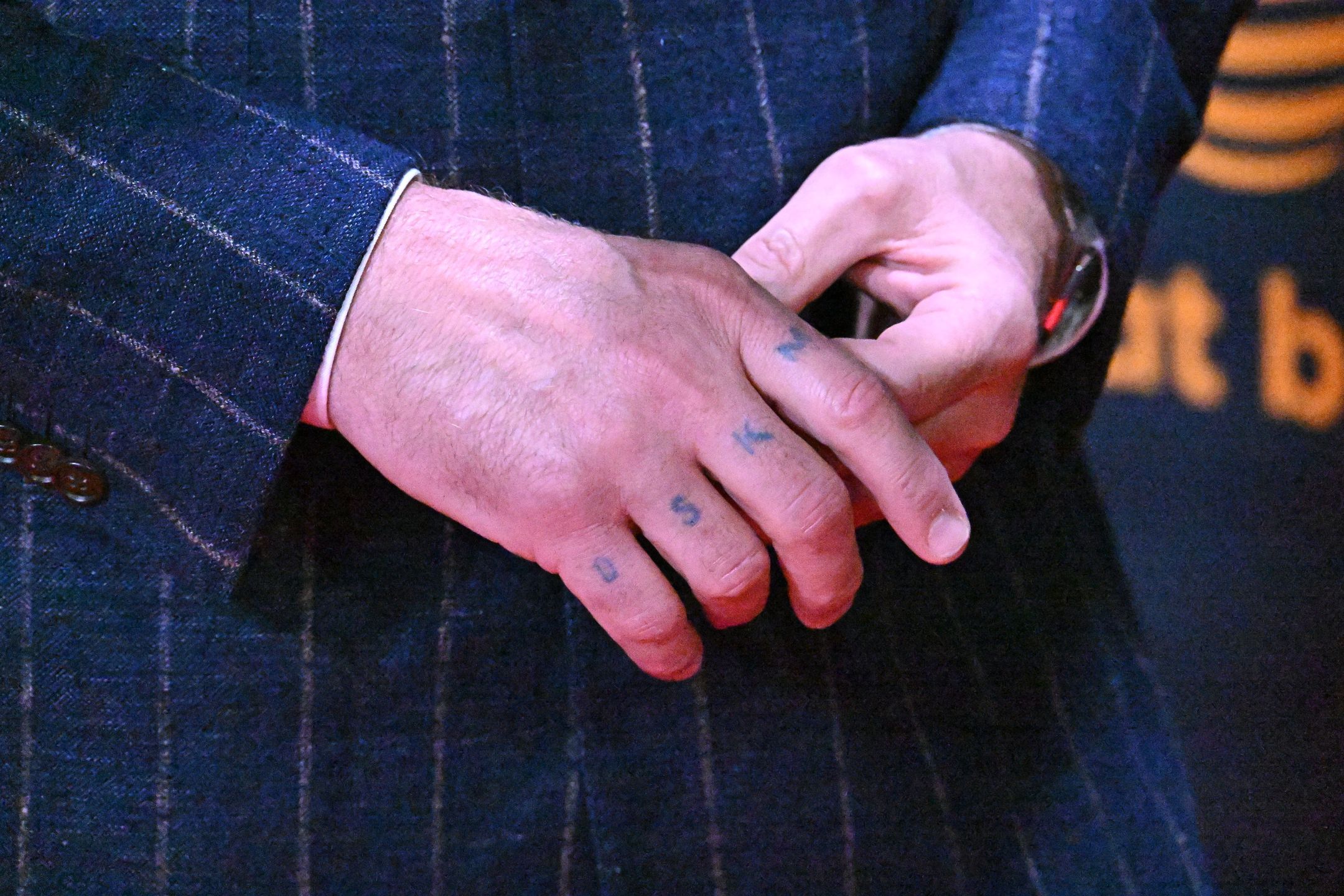 Hubert Urbański pokazał tatuaże