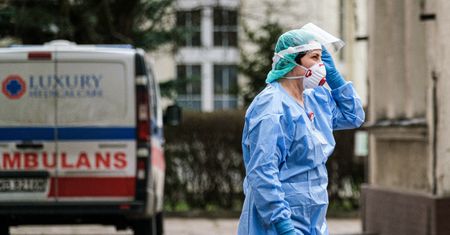 Kto rozprzestrzenia koronawirusa? "Ludzie się boją"
