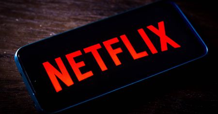 Netflix będzie tańszy? Jest pomysł na abonament z reklamami