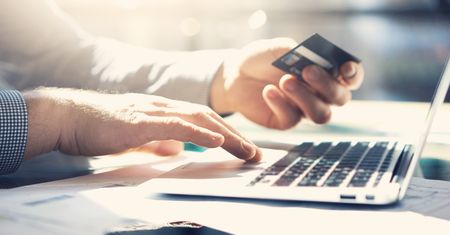 Pieniądze klientów ING i Credit Agricole zagrożone – uwaga na e-maile od oszustów
