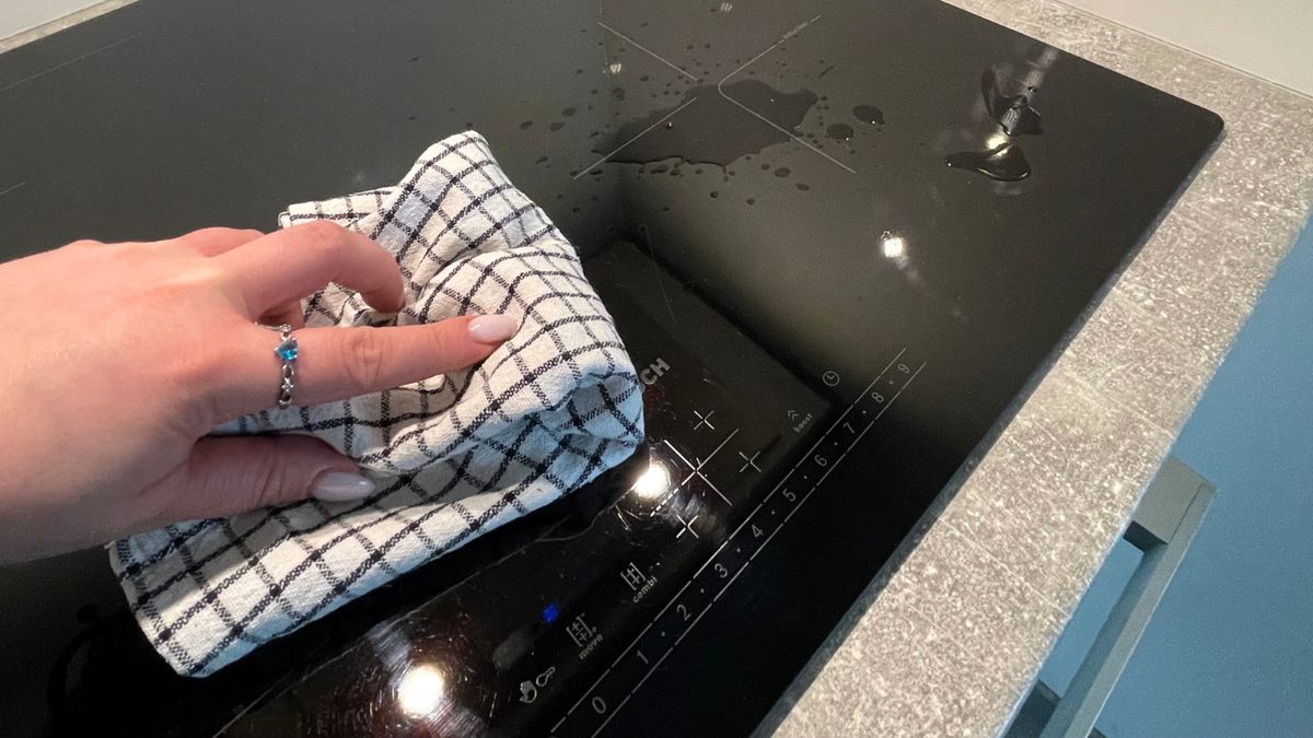 Polerowanie płyty indukcyjnej