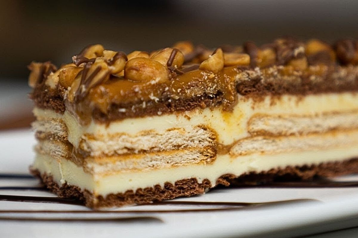 Idea for a quick no-bake cake - snickers.