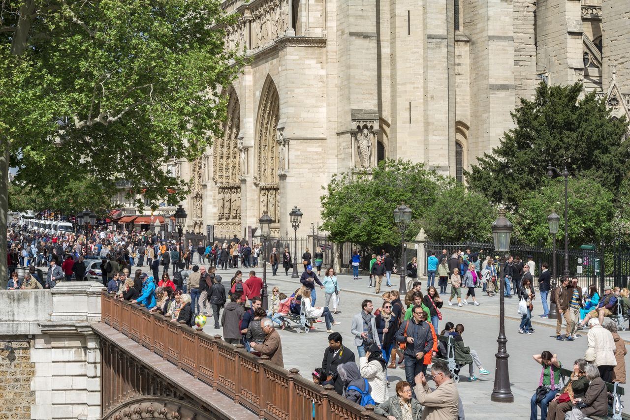 Entry fee debate ignites controversy over Notre Dame's reopening