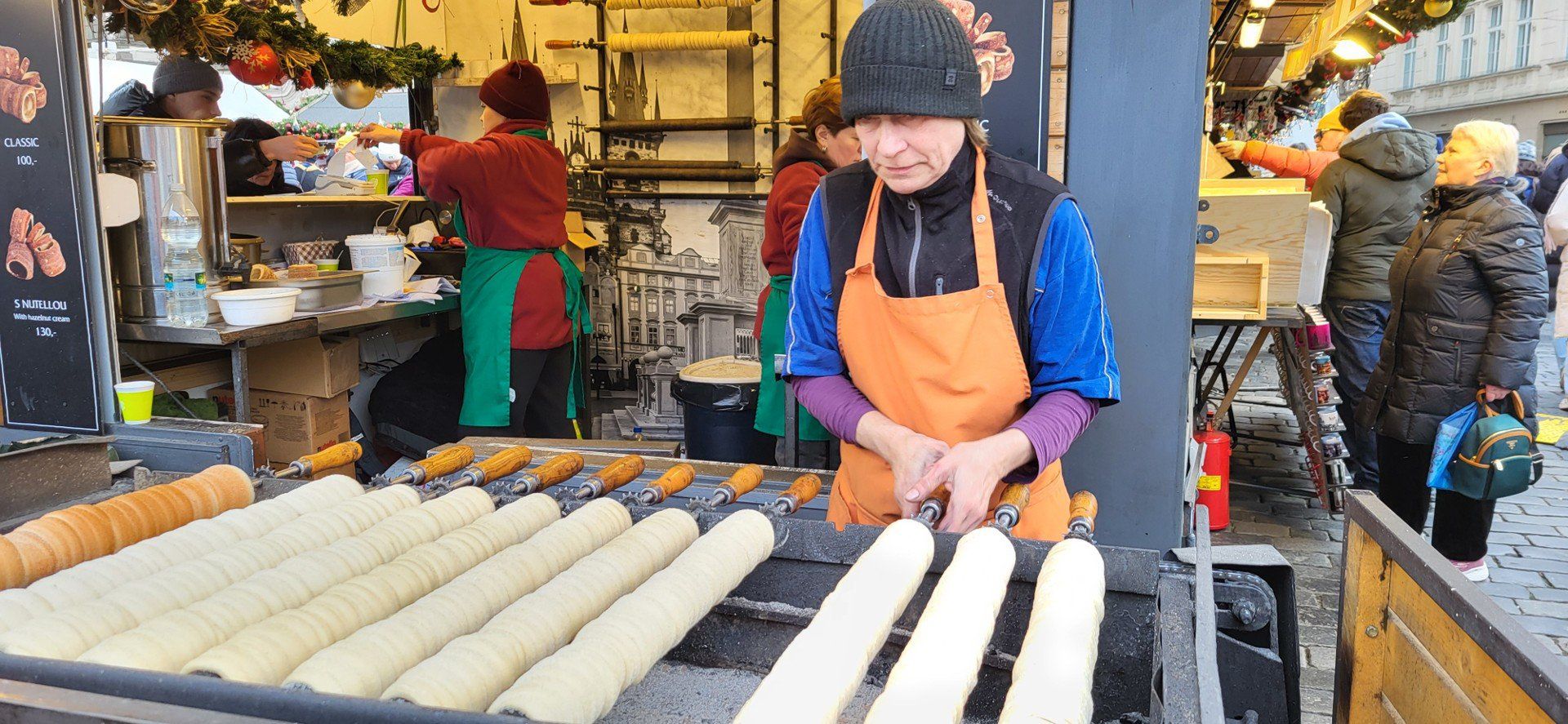 Trdelnik to tradycyjne ciasto świąteczne w Czechach