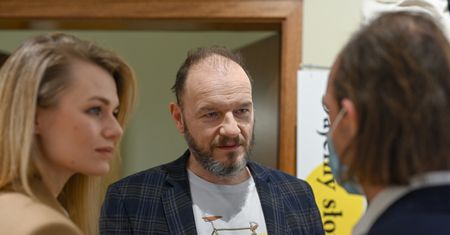 Zagrał w filmie o Smoleńsku. Mówi o "finansowaniu CPK przez Niemcy"