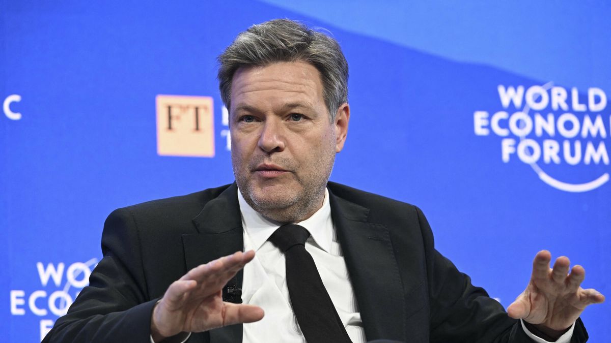 Temporary
DAVOS, SWITZERLAND - JANUARY 22: German Minister of Economics and Climate Protection Robert Habeck makes statements during the 55th Annual Meeting of the World Economic Forum (WEF) in Davos, Switzerland, on January 22, 2025. Halil Sagirkaya / Anadolu/ABACAPRESS.COM
AA/ABACA