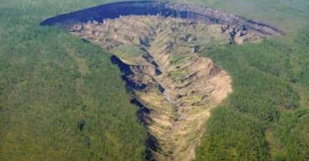 Nazywają go wrotami do piekła. Krater Batagaika ujawnił nowe tajemnice