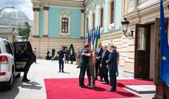 Scholz, Macron i Draghi za kulisami naciskają na Ukrainę, by poszła na ustępstwa wobec Moskwy? "Ich wizyta może być wstępem do koszmaru"