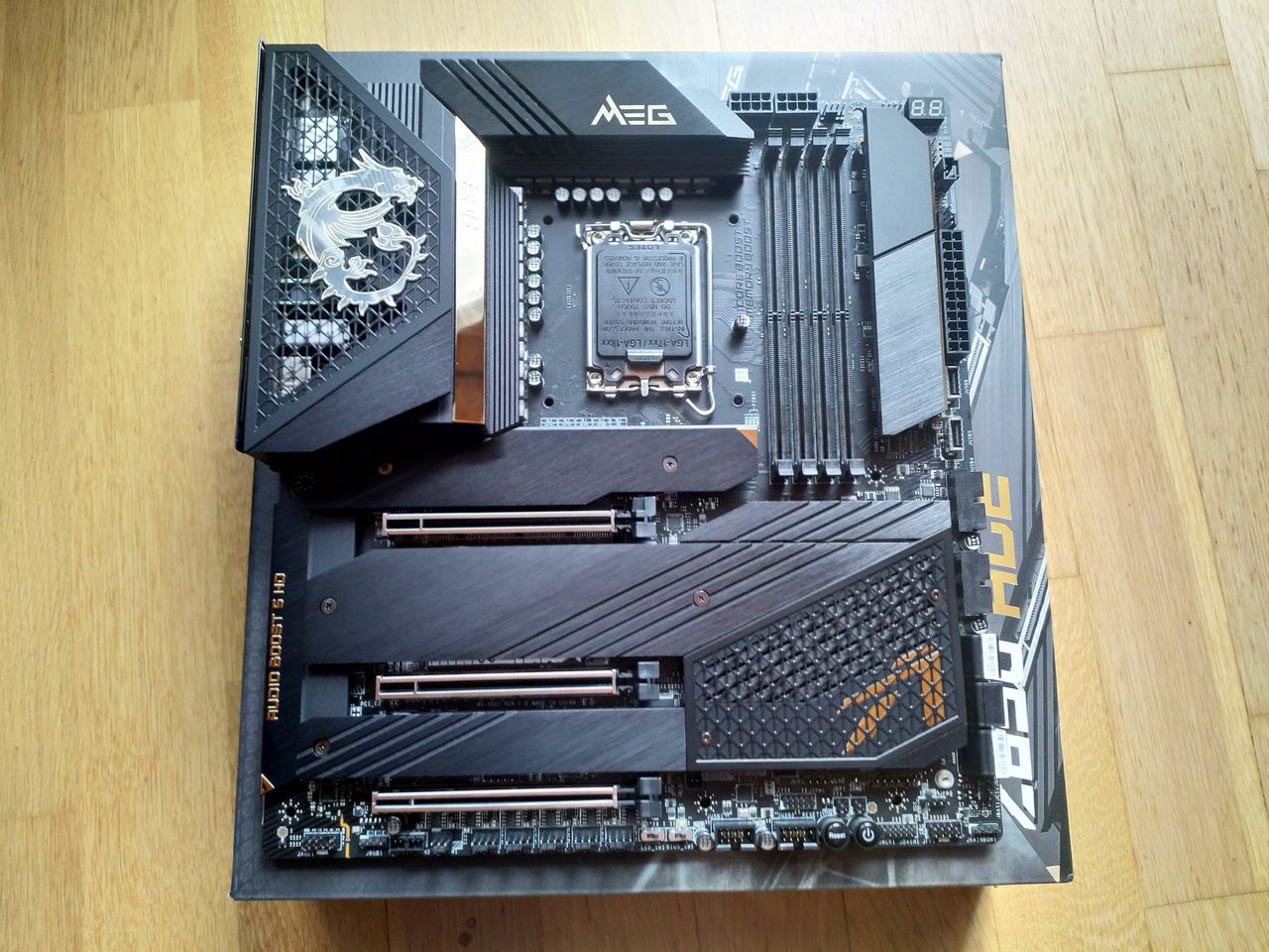 Płyta główna MSI MEG Z690 ACE.