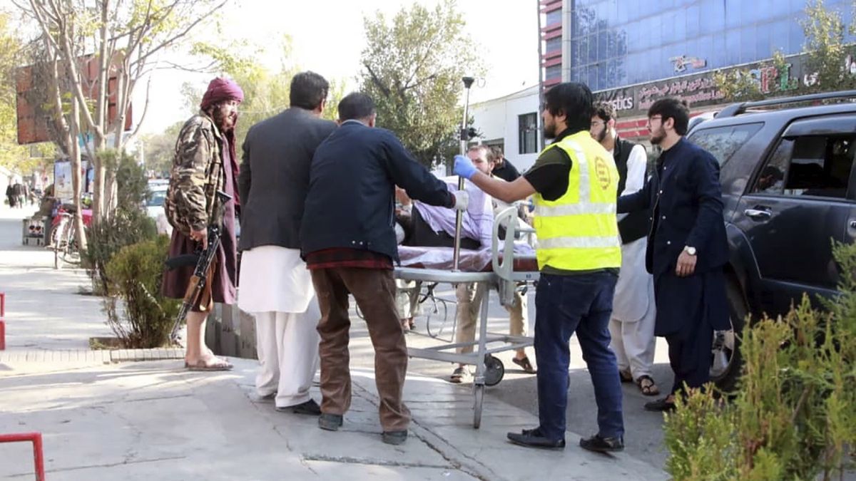 Atak na szpital wojskowy w Kabulu. Nie żyje co najmniej 20 osób