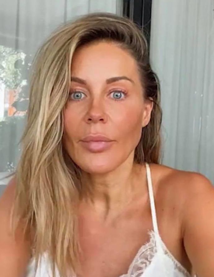 Małgorzata Rozenek chwali się śladem na pupie po ręce Radosława Majdana