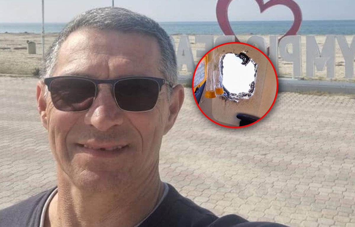 Prawie wypadł przez okno samolotu. Nie ma z nim kontaktu