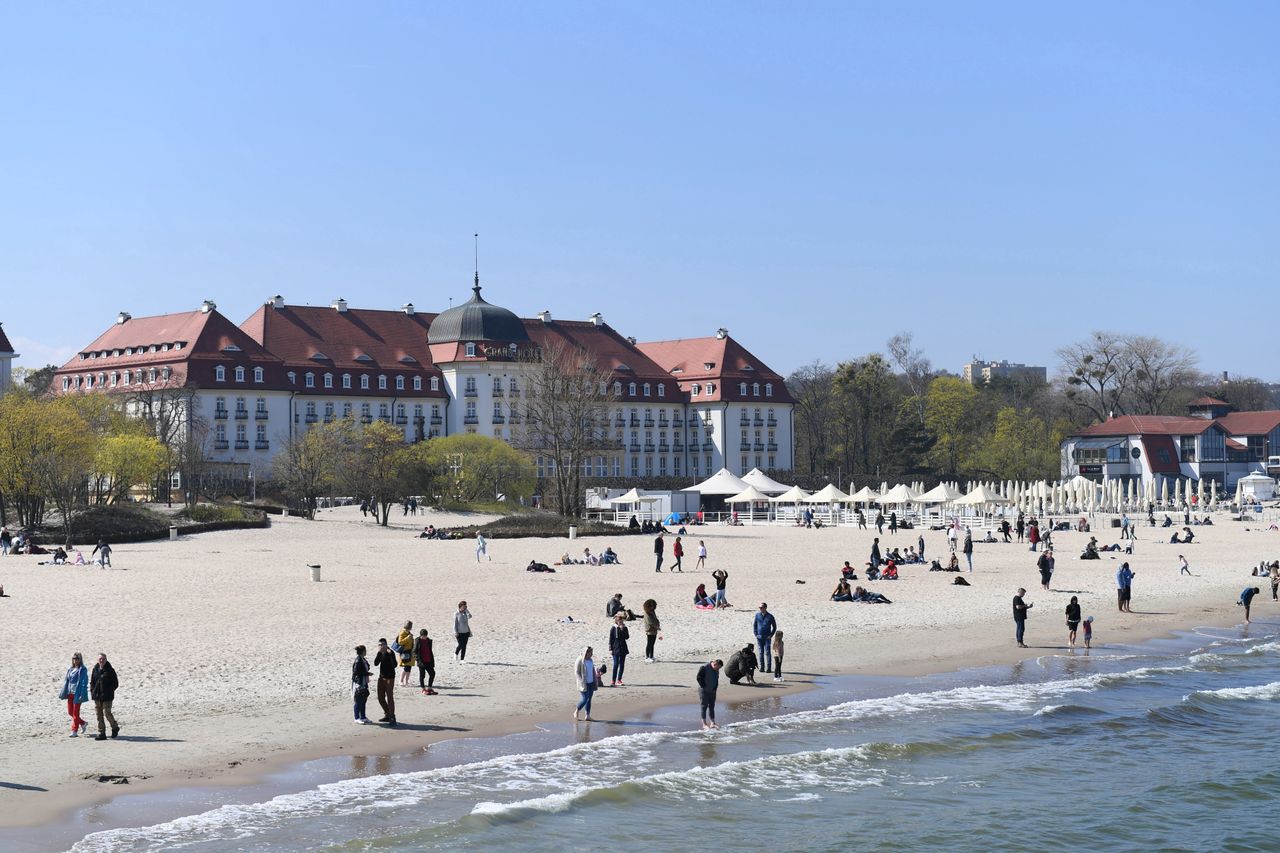 Sopot wejdzie do czerwonej strefy. Gdańsk i Gdynia będą w żółtej.