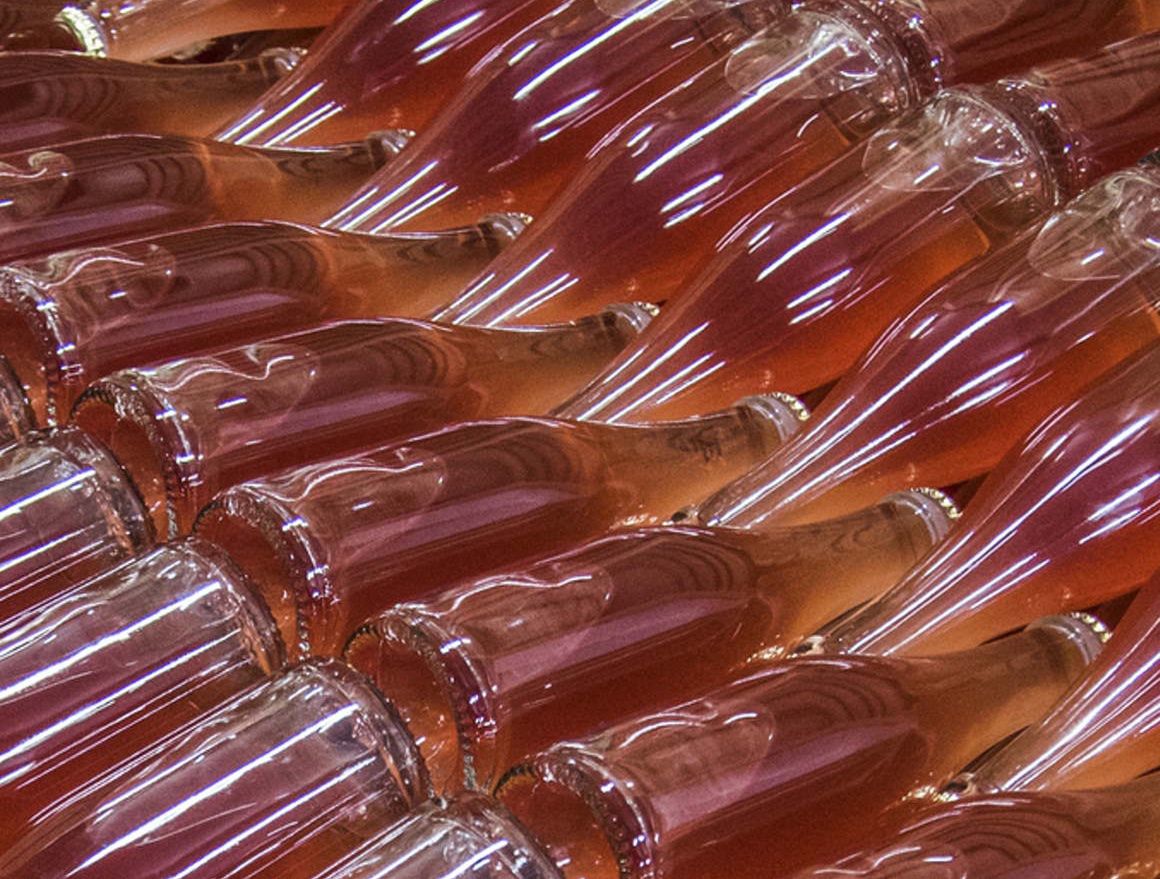 It tastes like fermented compote. Check out anti-inflammatory properties of this strange drink