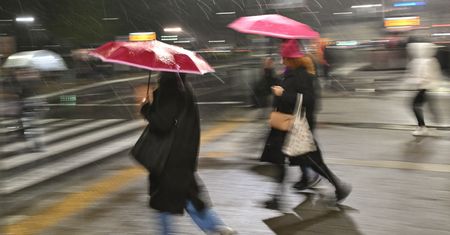 Będą opady deszczu ze śniegiem, ale nie tylko. Jest najnowsza prognoza