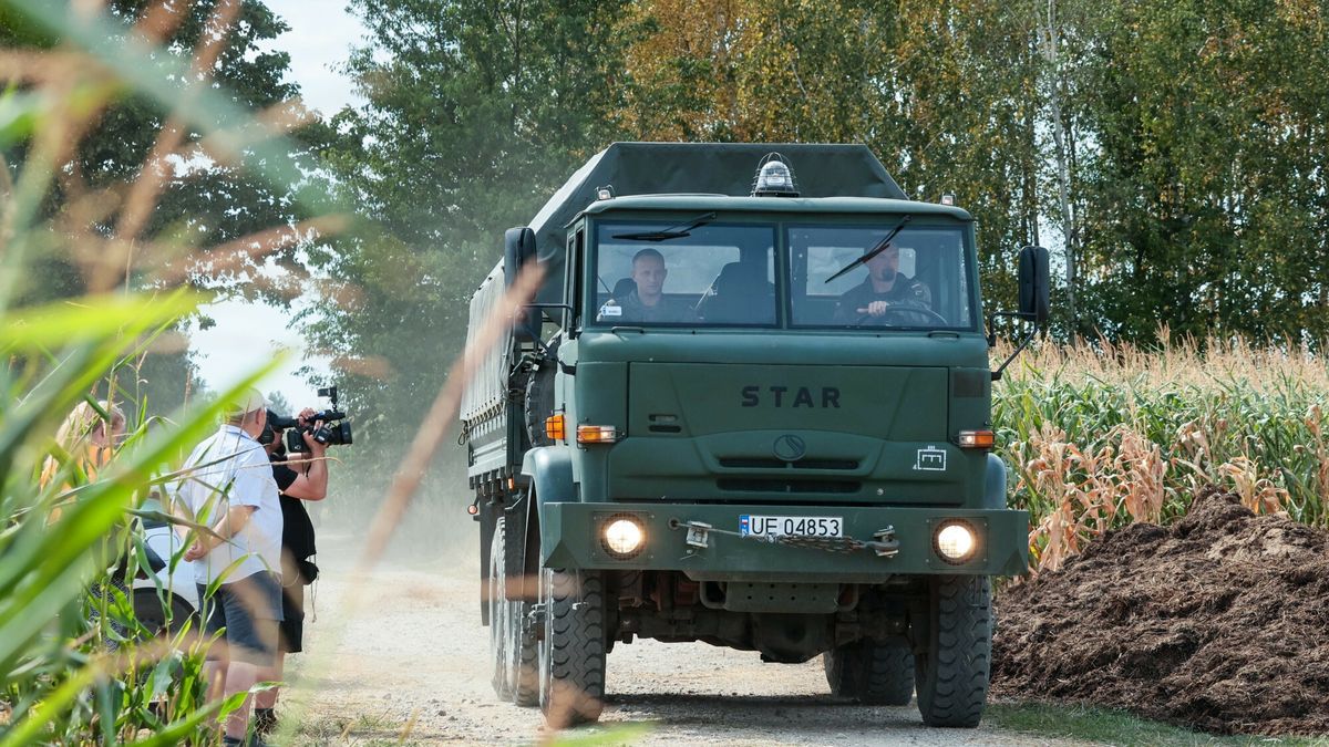 Dron nieznanego pochodzenia eksplodował pod Osinami 