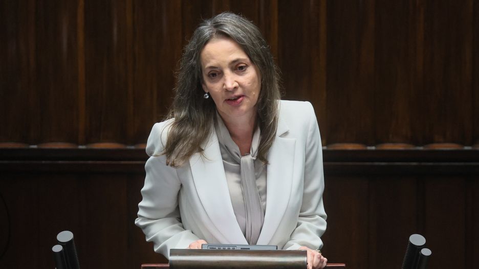 Dagmara Pawe�czyk-Woicka
Warszawa, 12.09.2024. Przewodnicz�ca Krajowej Rady S�downictwa Dagmara Pawe�czyk-Woicka na sali obrad Sejmu w Warszawie, 12 bm. W drugim dniu posiedzenia pos�owie m.in. wys�uchali informacji bie��cej w sprawie propozycji zmian w zasadach obliczania sta�u pracy, o co zwr�ci� si� klub Lewicy do ministra rodziny, pracy i polityki spo�ecznej. (sko) PAP/Leszek Szyma�ski
Leszek Szyma�ski
obrad, obrady, plenarna, polityk polityka, pose�, posiedzenie, posiedze�, sala, sejm