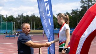 Otwarte Mistrzostwa Kielc w lekkiej atletyce i Rodzinny Piknik Sportowy. Wystartowało kilkaset osób, duże emocje. Zobacz zdjęcia