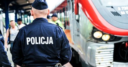 Zaczęła rodzić na dworcu w Rzepinie. Obok stał wózek z małą córeczką