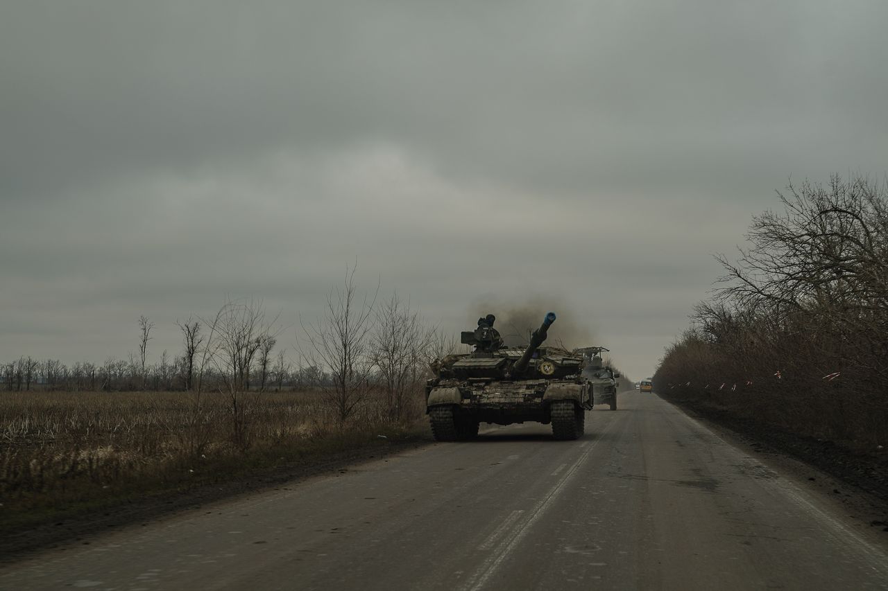 Ukrainians warm to peace concessions as opposition wanes