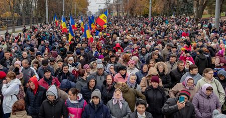 Zapaść w kraju Europy. "Ludzie płaczą przed sklepami"
