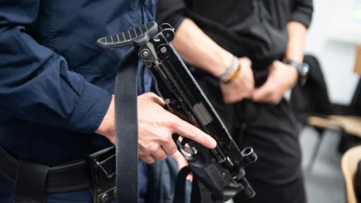 Policjant postrzelił koleżankę podczas szkolenia (fot. ilustracy