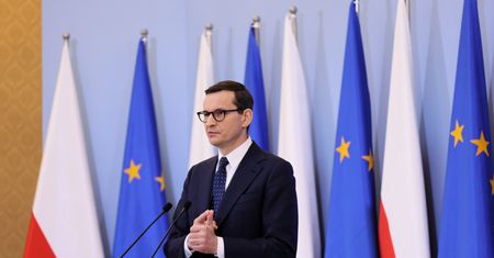 Tarcza antyinflacyjna. Eksperci: rząd walczy z inflacją, którą sam wywołał