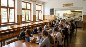 Emocje ws. diety planetarnej w szkołach. Dietetyk mówi o dezinformacji