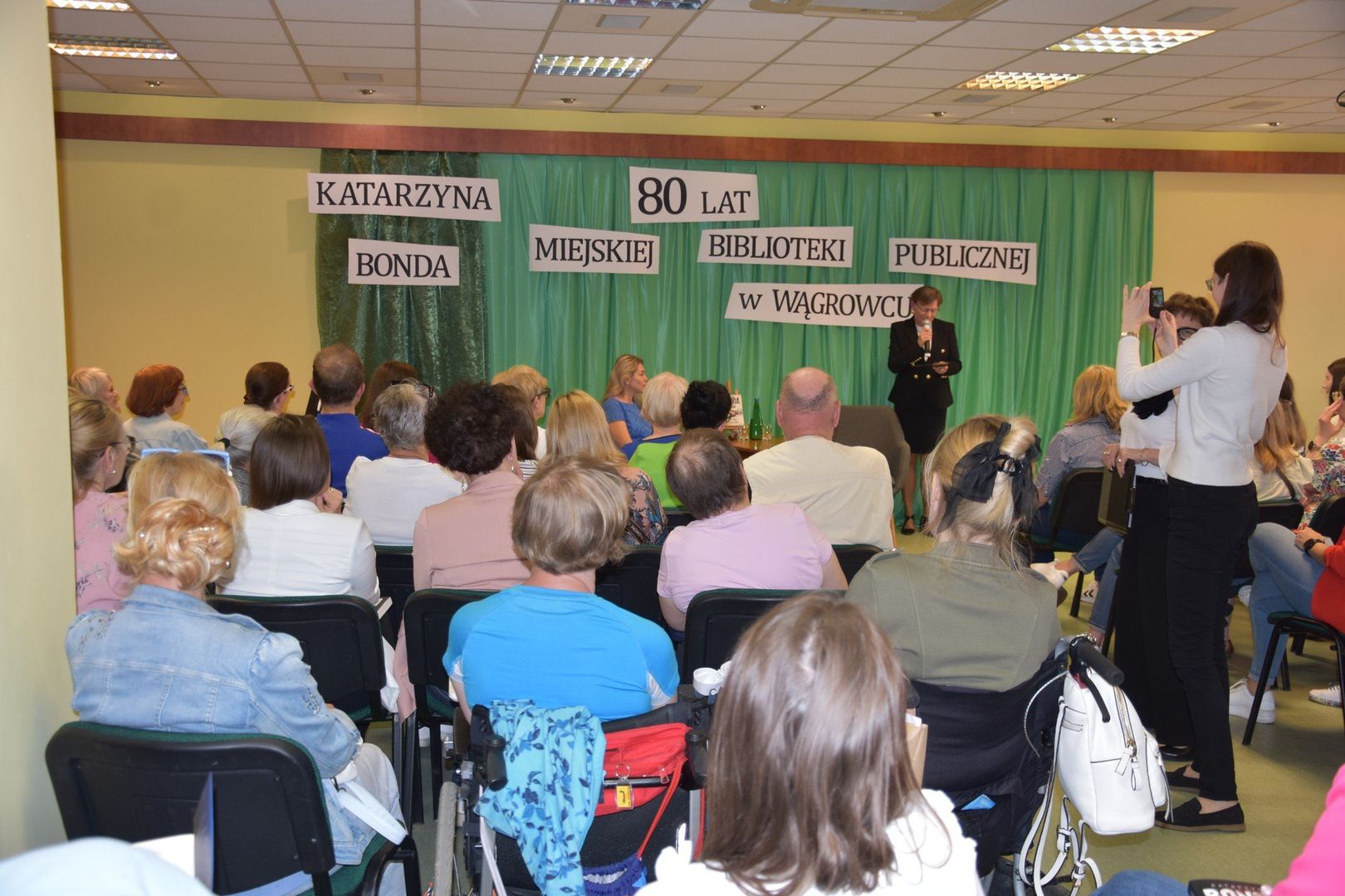 Spotkanie z Katarzyną Bondą w wągrowieckiej bibliotece