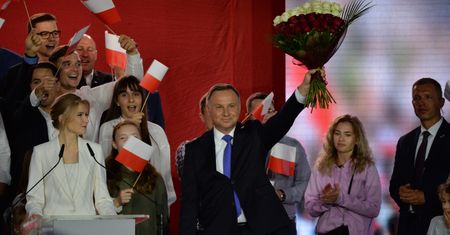 Wybory prezydenckie 2020. Late poll: Andrzej Duda prowadzi po głosowaniu w drugiej turze