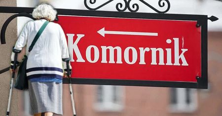 Rekordowe "łowy" komorników. Emeryci ofiarami luki w prawie