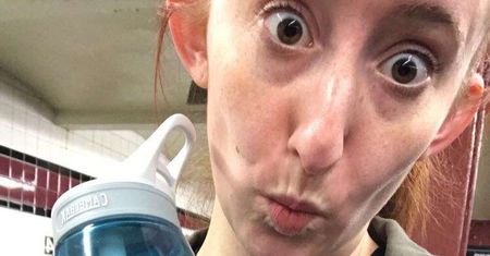 Ileana Paules-Bronet piła 2 litry wody dziennie przez tydzień. Oto co się zmieniło