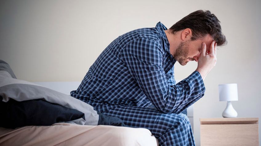 HIV to skrót z języka angielskiego od human immunodeficiency virus, a oznacza ludzki wirus niedoboru odporności.