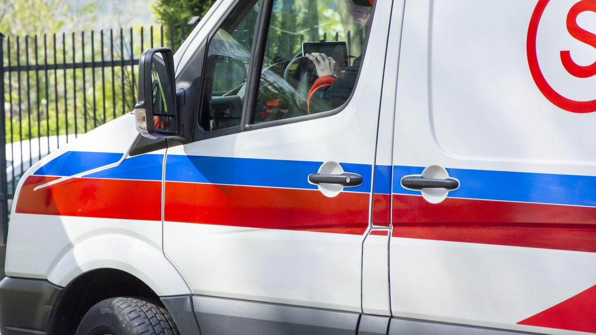 Niespodziewany poród na parkingu  