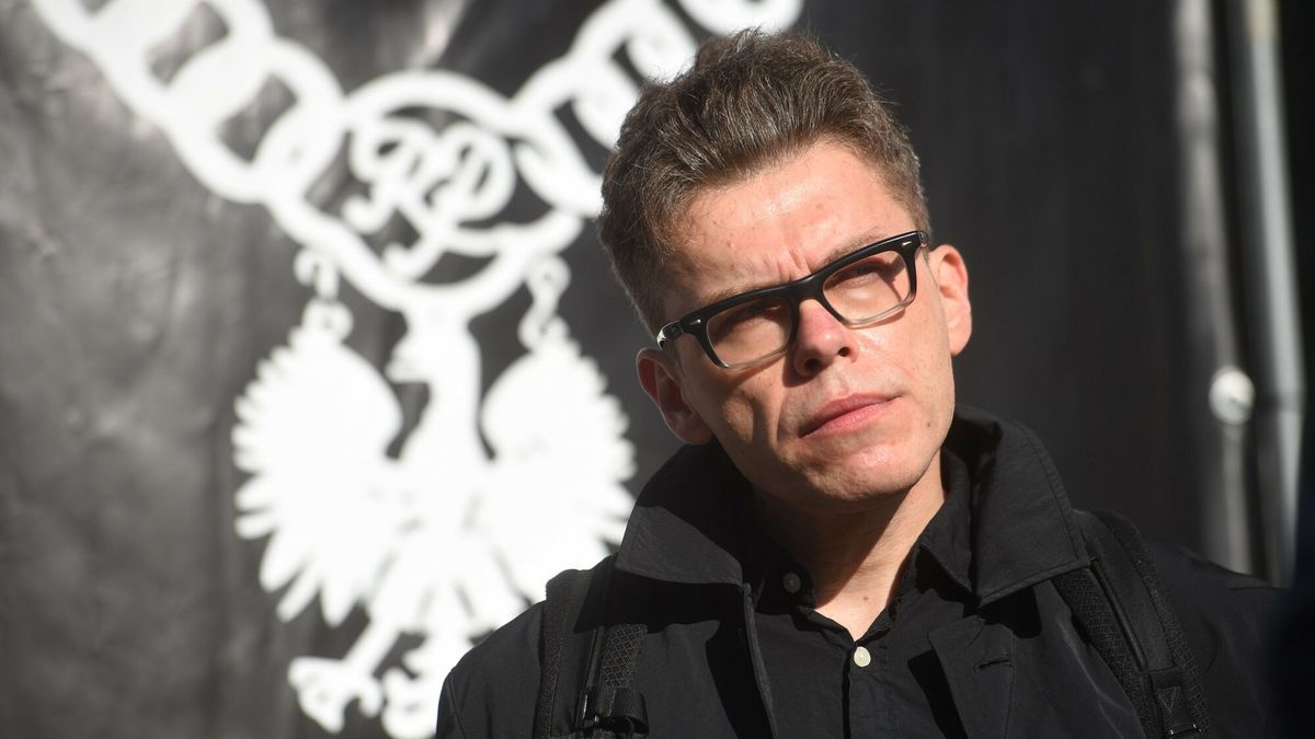 Sprawa dyscyplinarna Igora Tulei - pikieta poparcia przed SN
05.10.2020 Warszawa Protest Murem za Tuleja  fot. Zbyszek Kaczmarek/REPORTER
n/z: Igor Tuleya
Zbyszek Kaczmarek/REPORTER