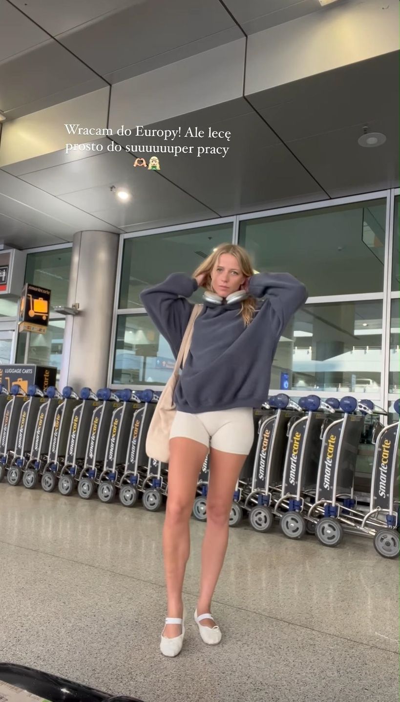 Jessica Mercedes na premierze "Emily w Paryżu"