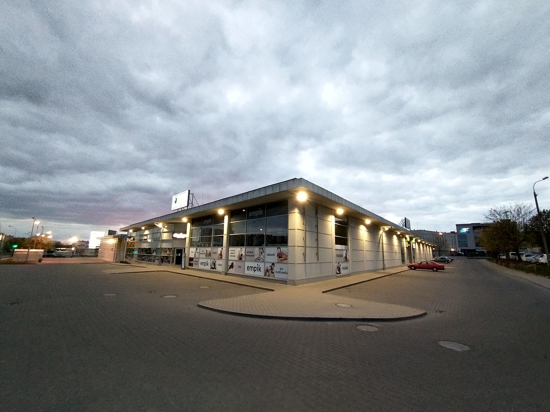 Motorola Moto G8 Power: test telefonu z dużą baterią za 1000 zł 12